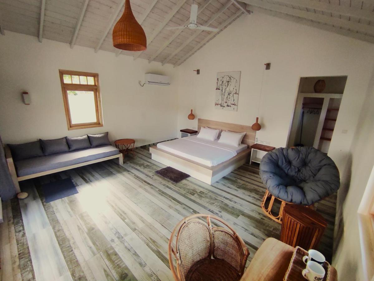 Sleeping Elephant Beach Resort Tangalle Bagian luar foto