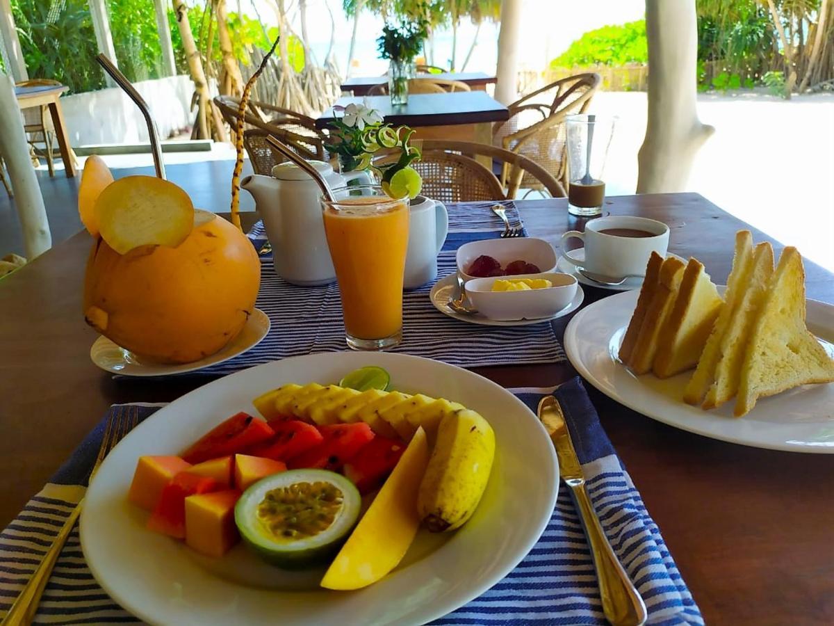 Sleeping Elephant Beach Resort Tangalle Bagian luar foto