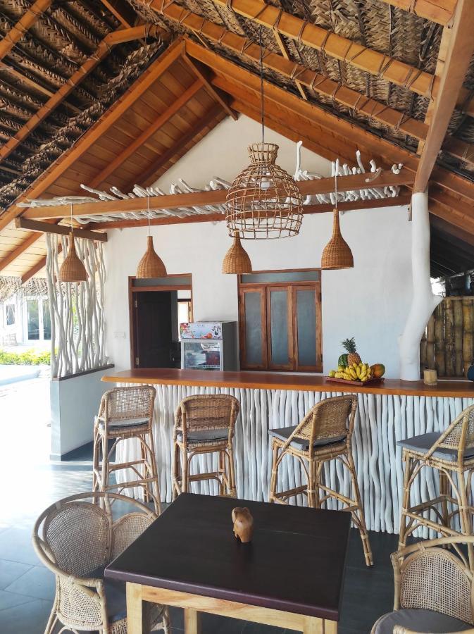 Sleeping Elephant Beach Resort Tangalle Bagian luar foto