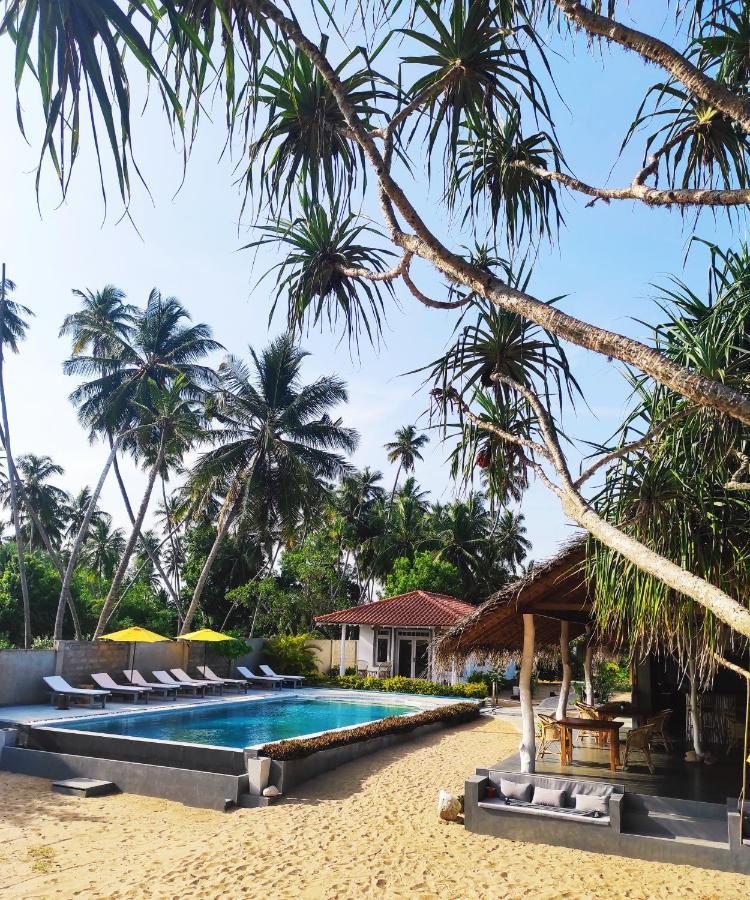 Sleeping Elephant Beach Resort Tangalle Bagian luar foto