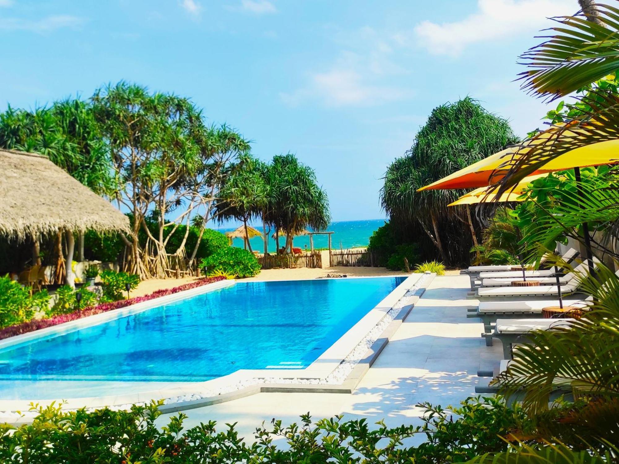 Sleeping Elephant Beach Resort Tangalle Bagian luar foto
