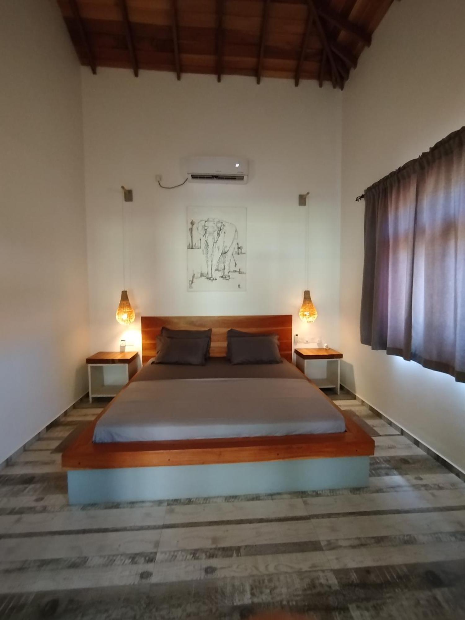 Sleeping Elephant Beach Resort Tangalle Bagian luar foto