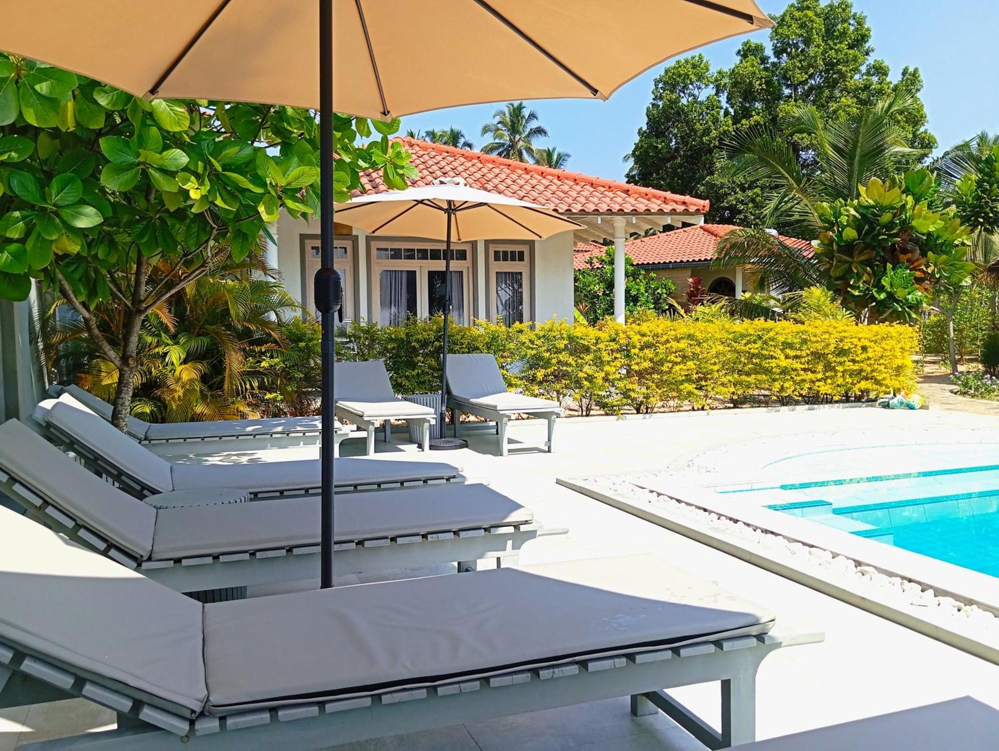 Sleeping Elephant Beach Resort Tangalle Bagian luar foto